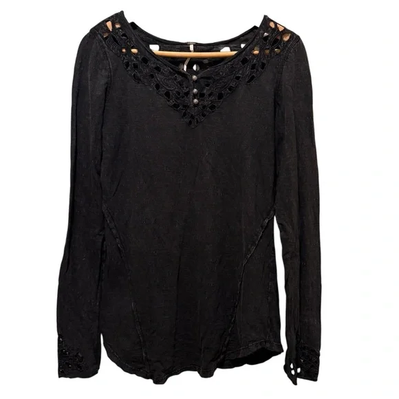 Free People Luna Long Sleeved Top in Washed Black - Picture 2 of 11